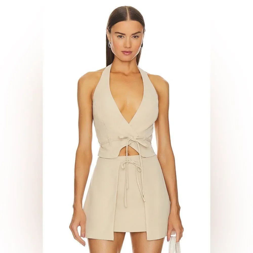 NWT Lovers & Friends Abbey Top in Nude Neutral
